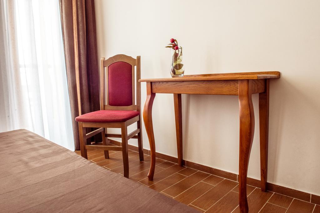 B&B Posejdon Sremska Mitrovica Luaran gambar