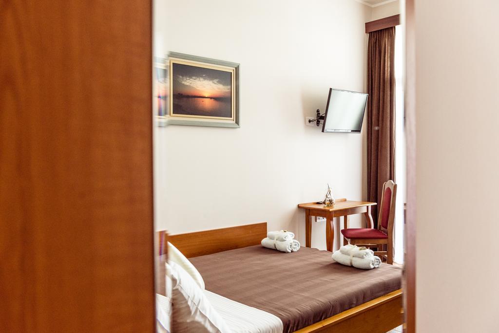 B&B Posejdon Sremska Mitrovica Luaran gambar