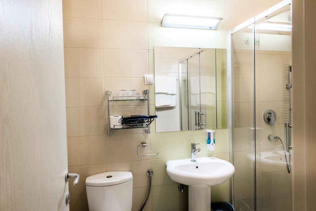 B&B Posejdon Sremska Mitrovica Bilik gambar