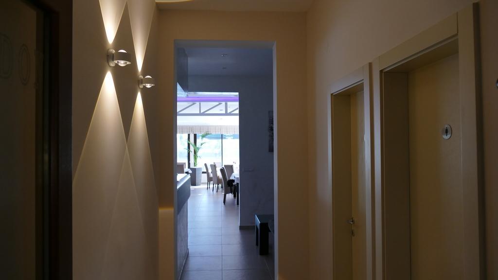 B&B Posejdon Sremska Mitrovica Luaran gambar