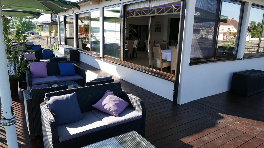 B&B Posejdon Sremska Mitrovica Luaran gambar